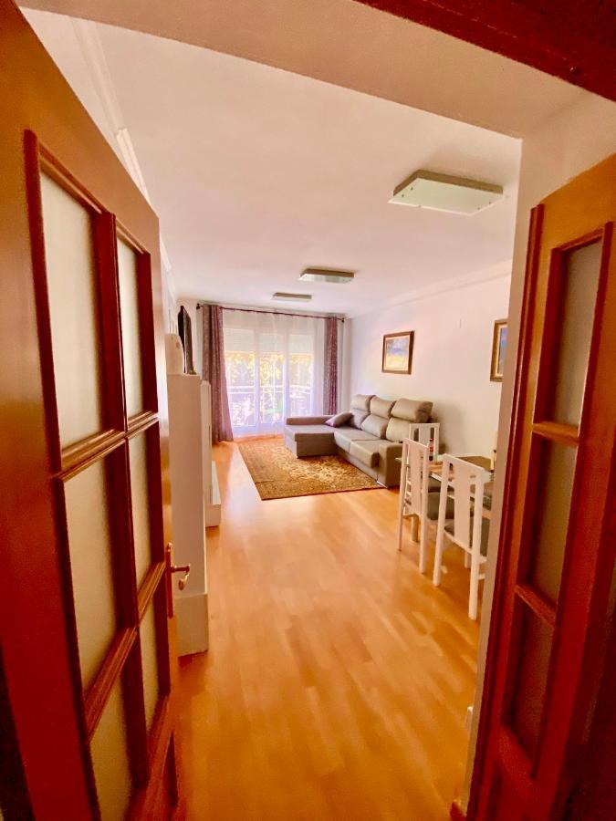 Roni Rooms 살루 외부 사진