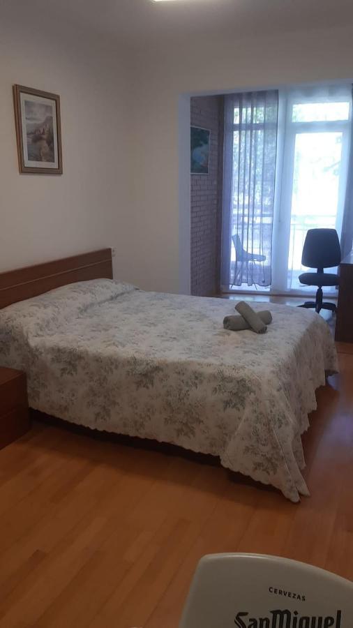 Roni Rooms 살루 외부 사진