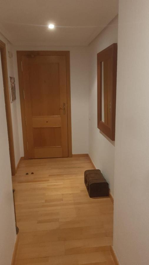 Roni Rooms 살루 외부 사진