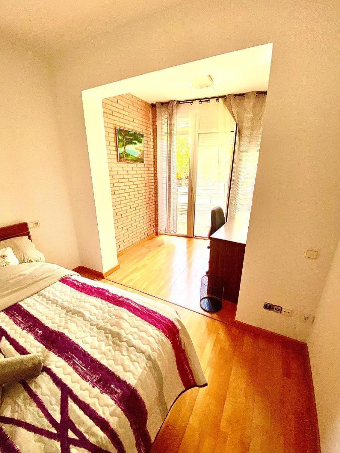 Roni Rooms 살루 외부 사진